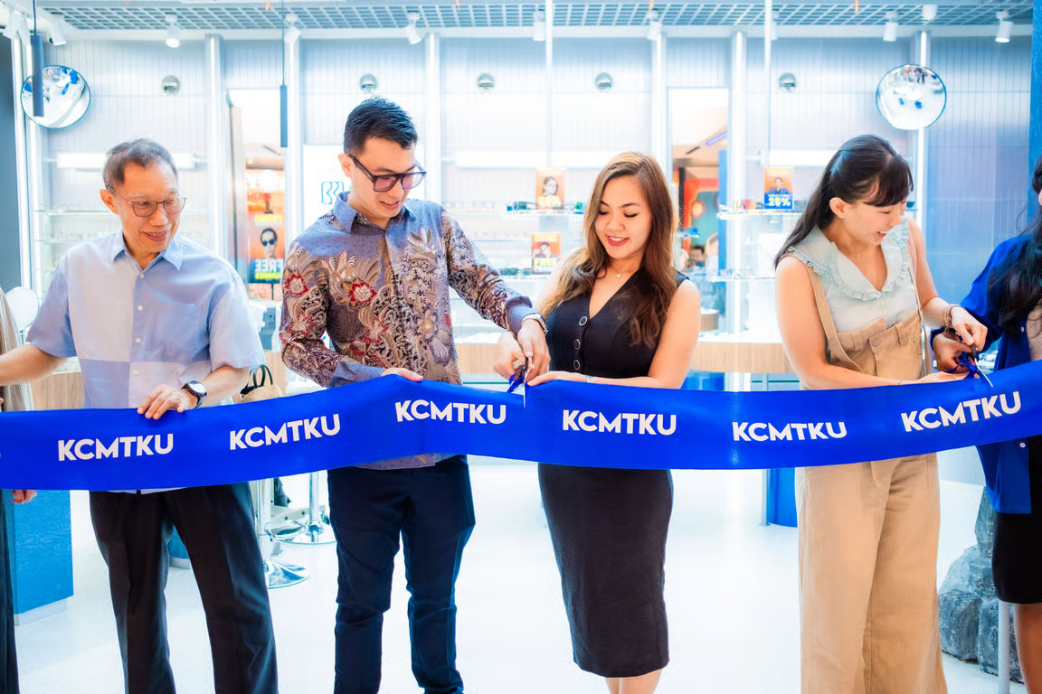 kcmtku resmikan gerai terbaru di summarecon mall bekasi 2