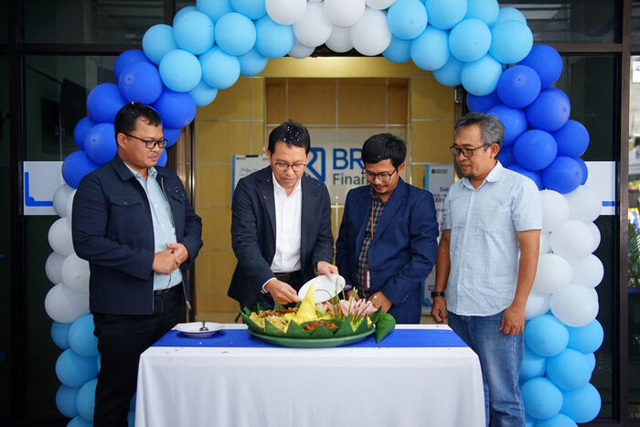 melangkah seiring transformasi, bri finance perkenalkan identitas visual baru