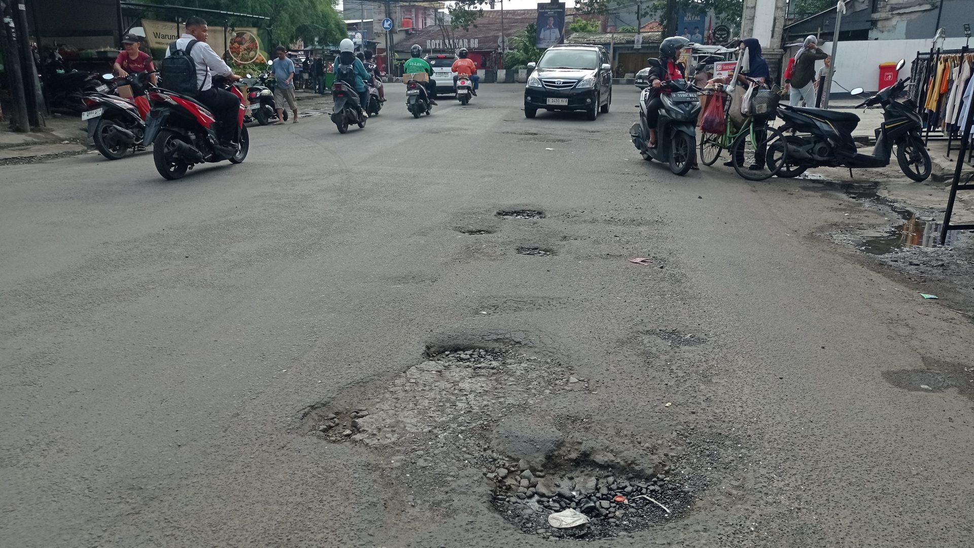 kelurahan poris gaga