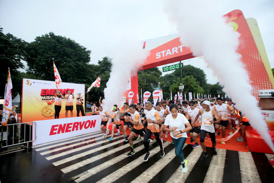 dari perayaan ke aksi nyata, 3.000 enervon family immunity kit disalurkan ke tujuh daerah di indonesia