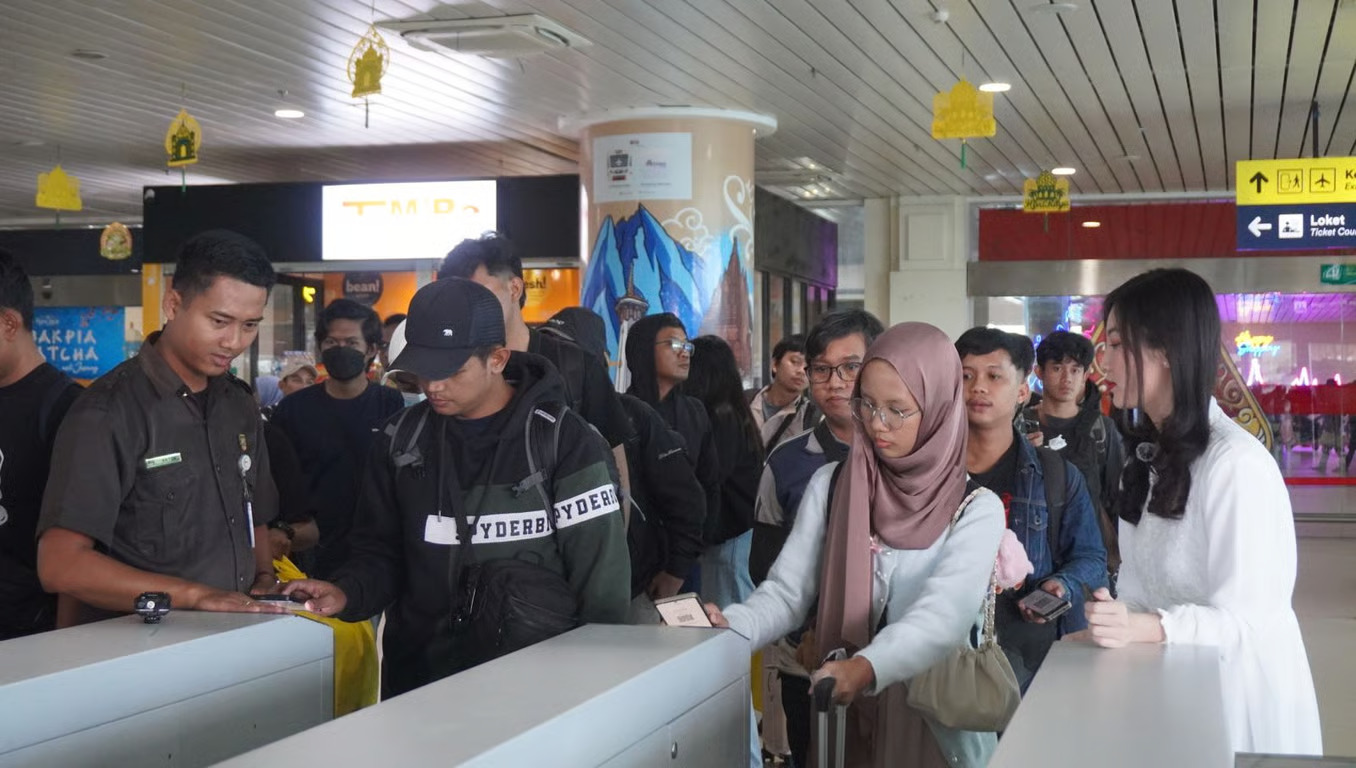 hadapi lonjakan mudik lebaran 2026, kai bandara siapkan 637 ribu kursi dan 94 perjalanan per hari