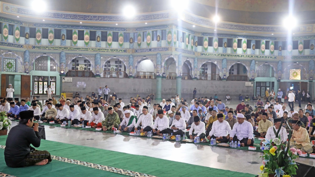 masjid al azhom