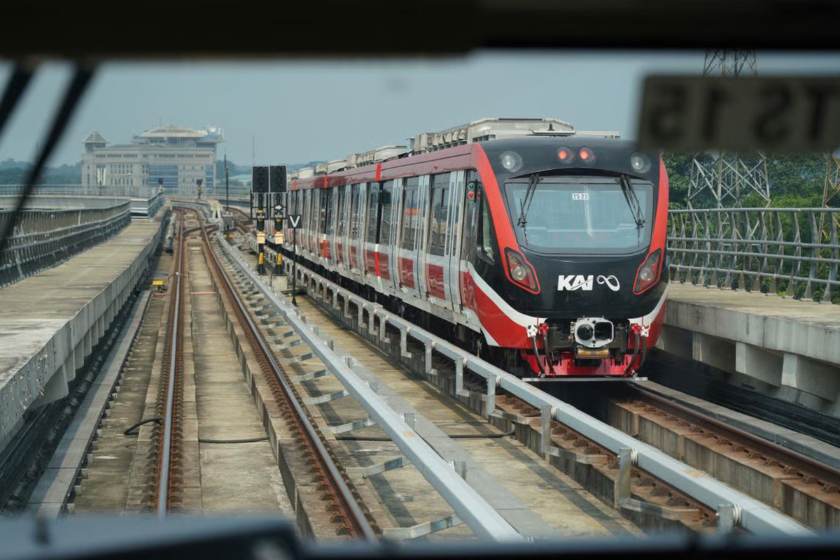 kai tetapkan tarif rp1 untuk lrt (1)