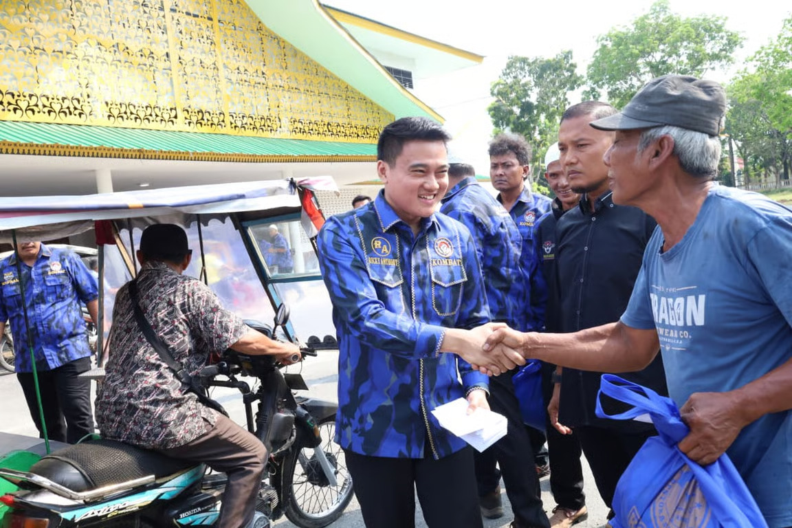 ramadan berkah jelang lebaran, kombat sumut berbagi taliasih dan bingkisan untuk ribuan warga