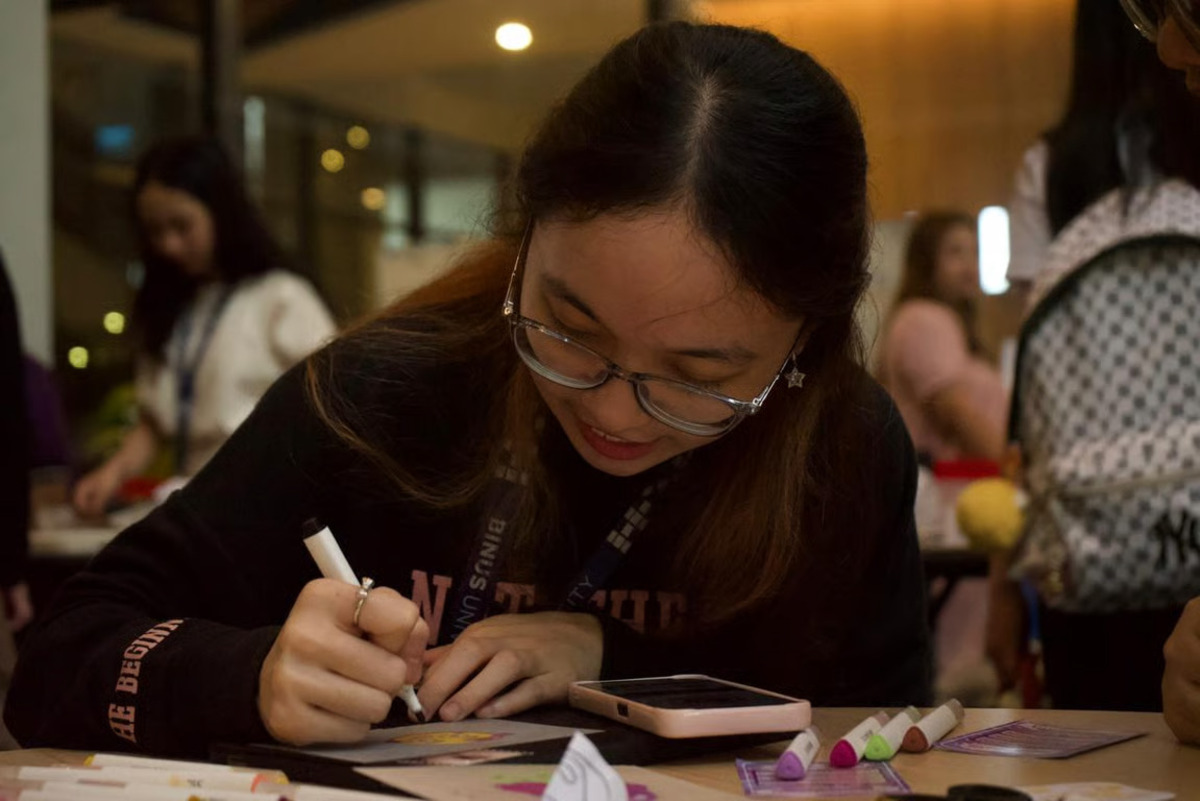 binus malang hadirkan reach out