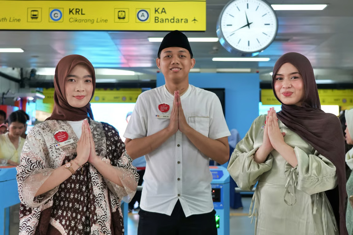 hadirkan nuansa idulfitri di 18 stasiun