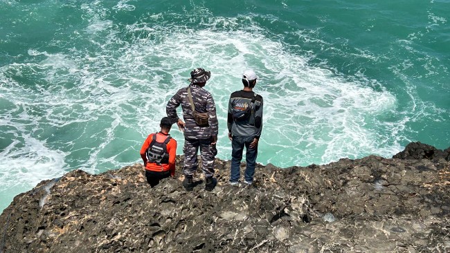 hingga pukul 17.00 wib, upaya pencarian belum membuahkan hasil. (foto basarnas)