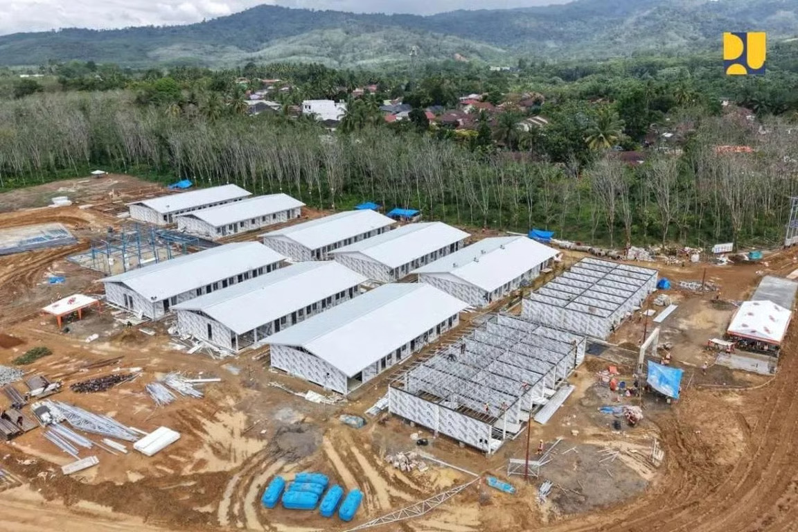 kementerian pu bangun 245 unit huntara