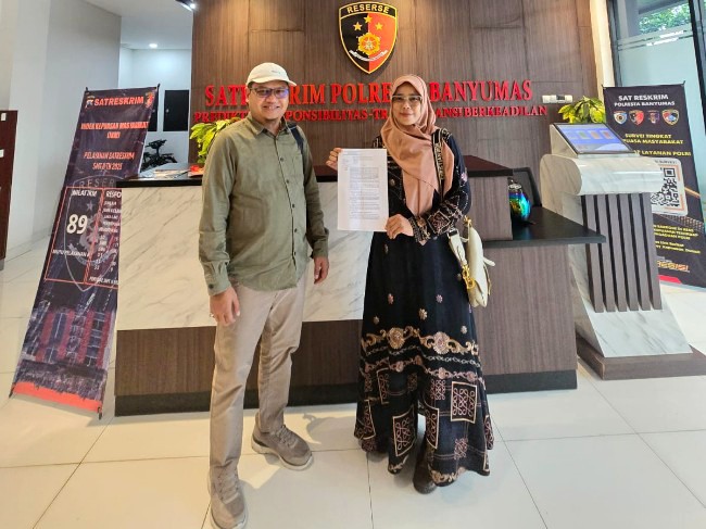 korban didampingi advokat saat mengadukan ke polresta banyumas