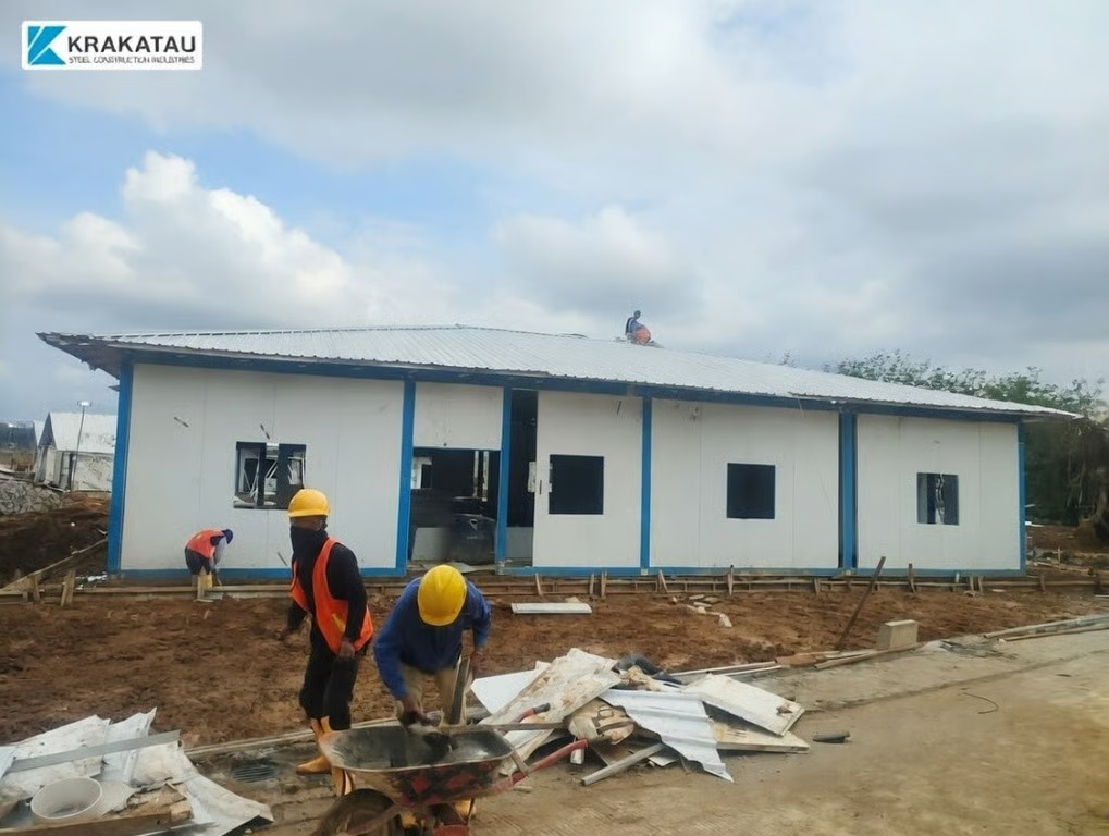 pt krakatau baja konstruksi rampungkan mushola modular dan gedung serba guna modular di tapanuli selatan