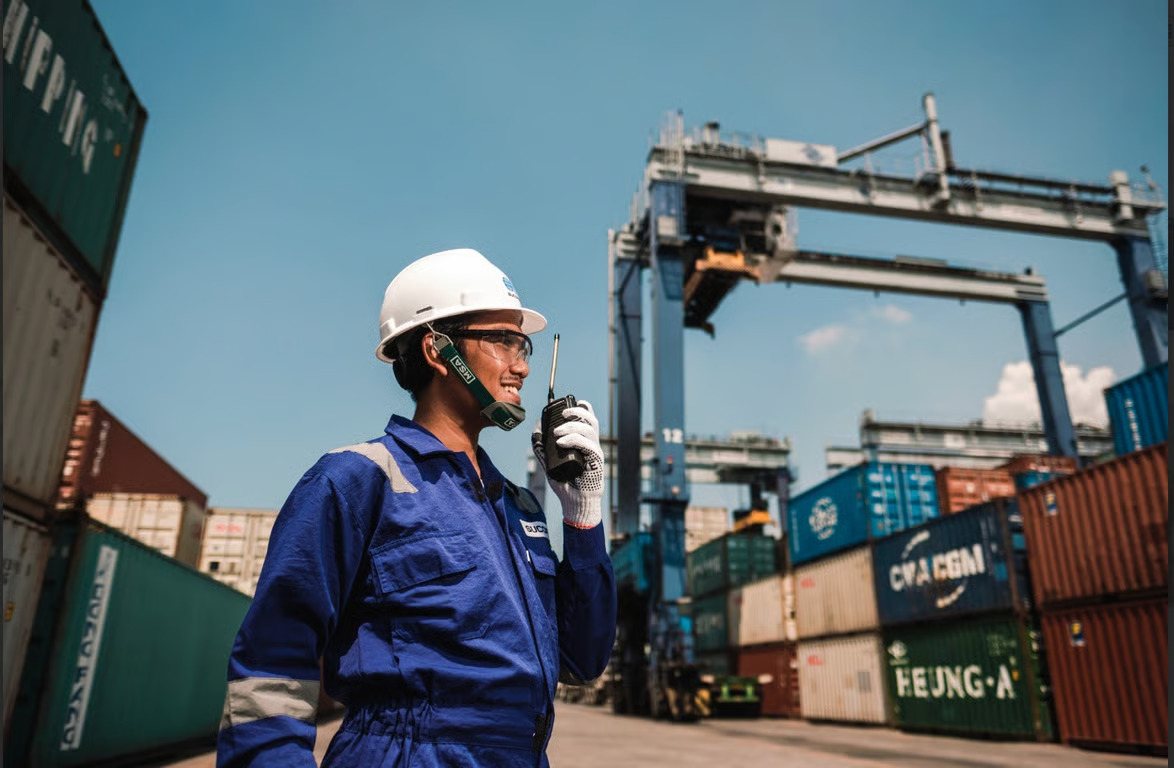 sucofindo perkuat edukasi draught survey untuk dukung kepatuhan maritim