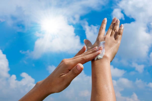 apakah bayi perlu sunscreen ini penjelasan untuk orang tua apakah bayi perlu sunscreen ini penjelasan untuk orang tua