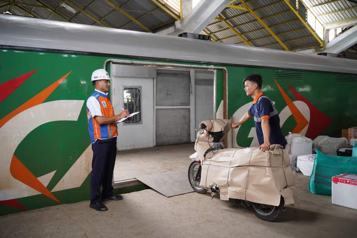 kai logistik optimalkan operasional hadapi lonjakan motor di yogyakarta