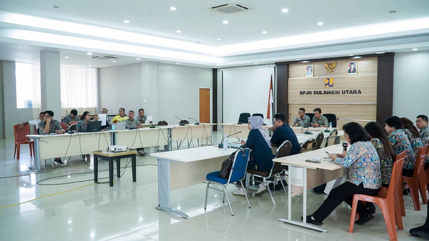 kenalkan solusi praktis penanganan kerusakan jalan, pt jasamarga tollroad maintenance gelar presentasi travoy patch kepada bpjn sulawesi utara