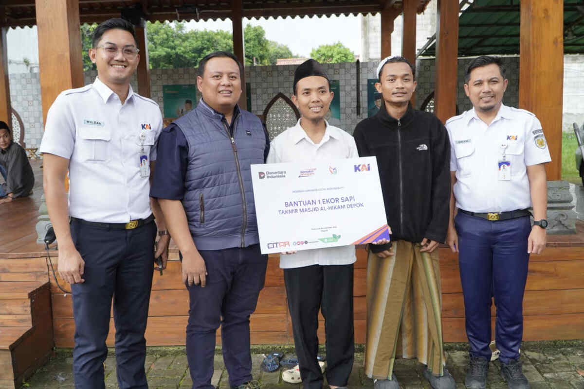 sambut idul adha, kai daop 1 jakarta salurkan bantuan hewan qurban melalui program tjsl kepada lembaga sosial sambut idul adha, kai daop 1 jakarta salurkan bantuan hewan qurban melalui program tjsl kepada lembaga sosial
