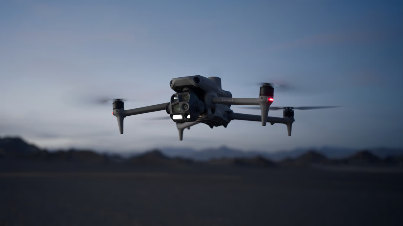 drone dji matrice 4 thermal untuk inspeksi dan pemantauan keamanan