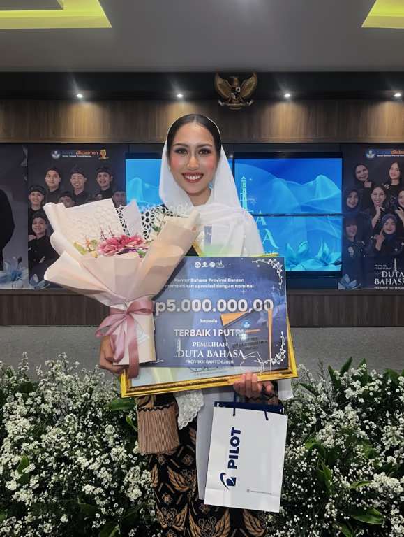 mahasiswi binus @alam sutera raih juara 1 duta bahasa banten 2026