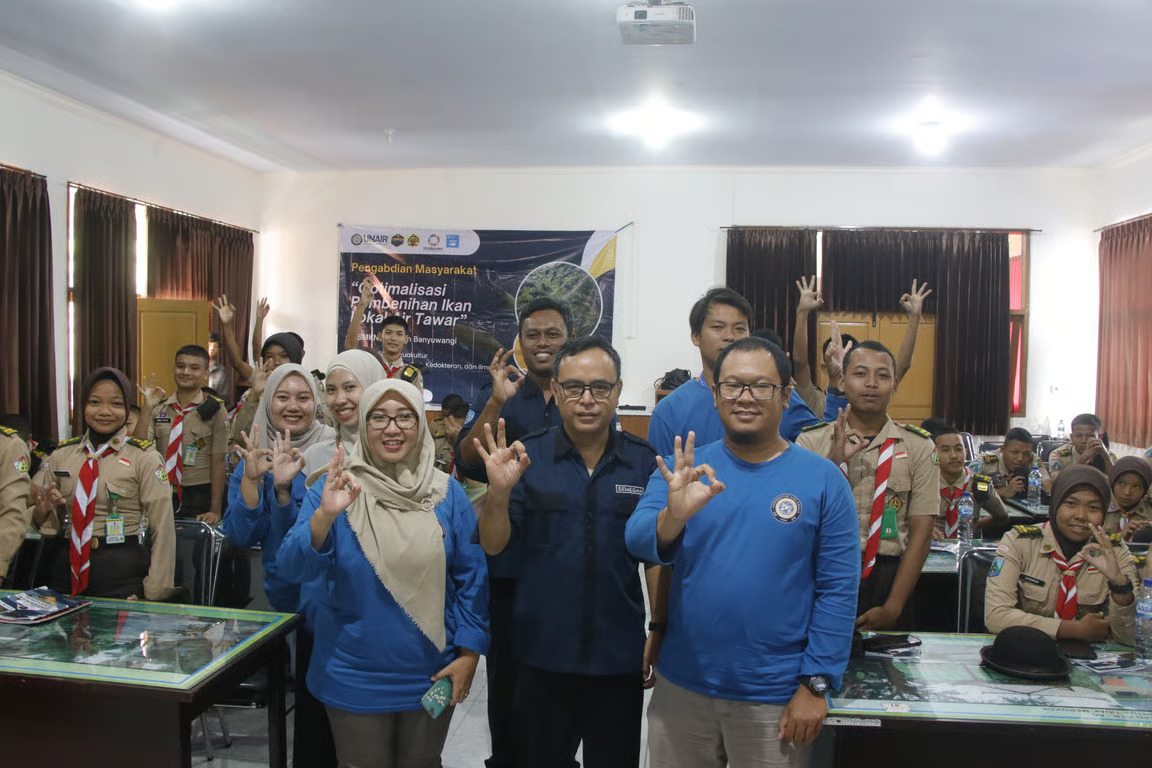 pentingnya kelestarian ikan lokal air tawar, tim pengabdian masyarakat akuakultur fikkia gencarkan edukasi pembenihan di smkn 1 glagah banyuwangi
