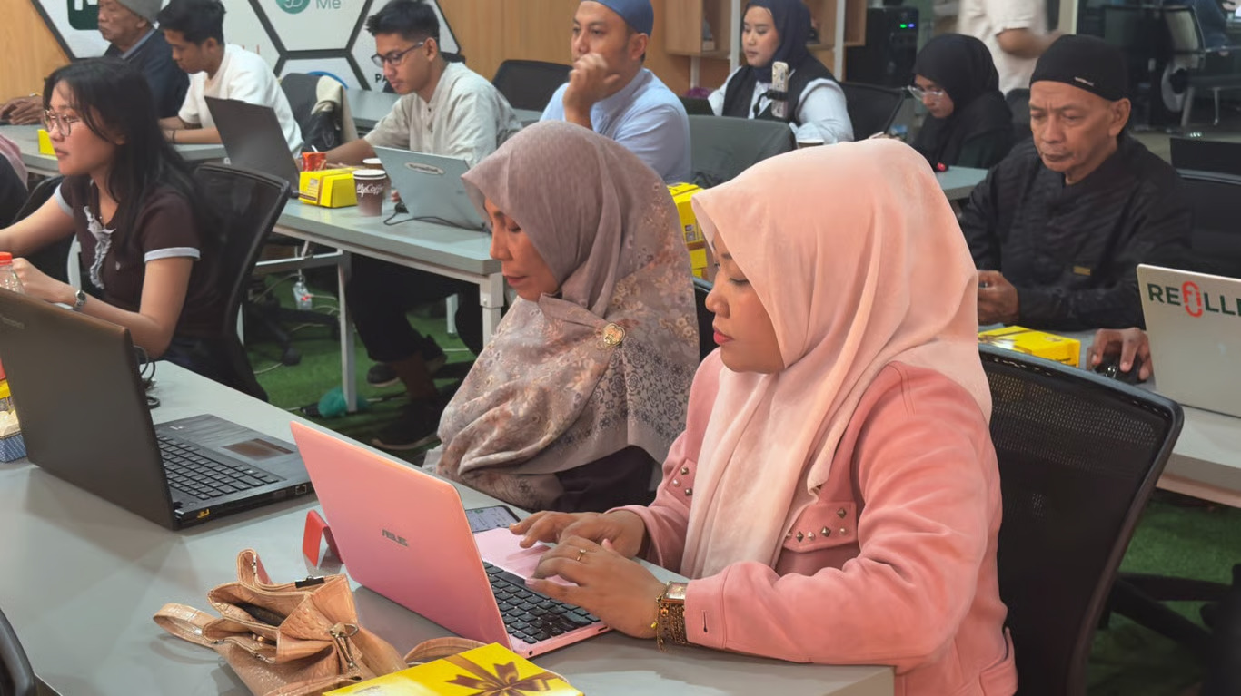 telkom ai connect makassar gandeng skillforcuan, latih 20 umkm strategi influencer marketing berbasis ai