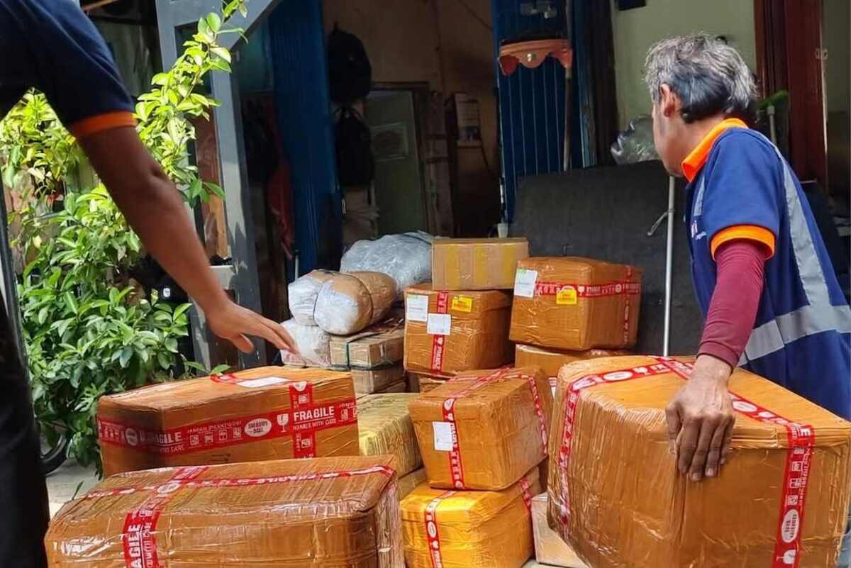 1,7 juta paket terdistribusikan hingga juli, kai logistik hadirkan diskon sebulan penuh di bulan agustus 1,7 juta paket terdistribusikan hingga juli, kai logistik hadirkan diskon sebulan penuh di bulan agustus