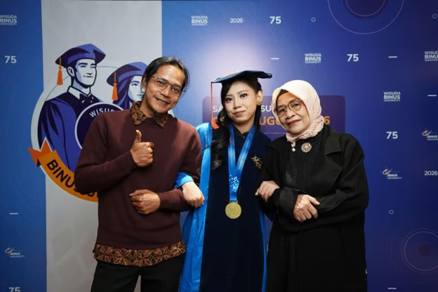 dari kompetisi hingga pengalaman internasional, atha marcella terus bertumbuh dan berani keluar dari zona nyaman dari kompetisi hingga pengalaman internasional, atha marcella terus bertumbuh dan berani keluar dari zona nyaman