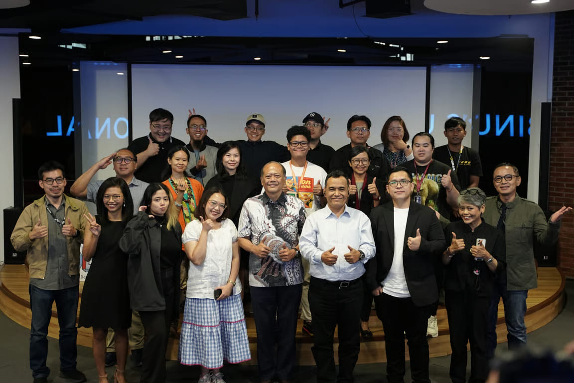 modb binus university pertemukan karya master designer dengan industri kreatif melalui 'the convergence of design'