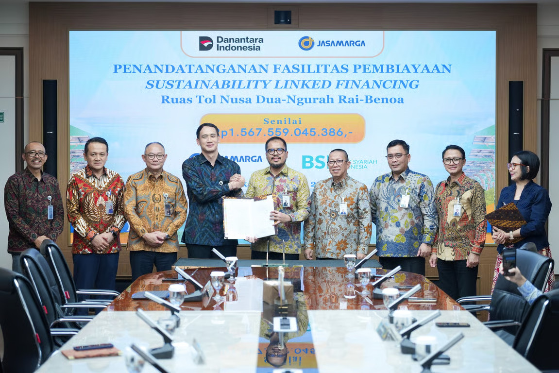 perkuat infrastruktur hijau, pt jasamarga bali tol dan bsi tandatangani kerjasama pembiayaan sustainability linked financing senilai rp1,56 triliun
