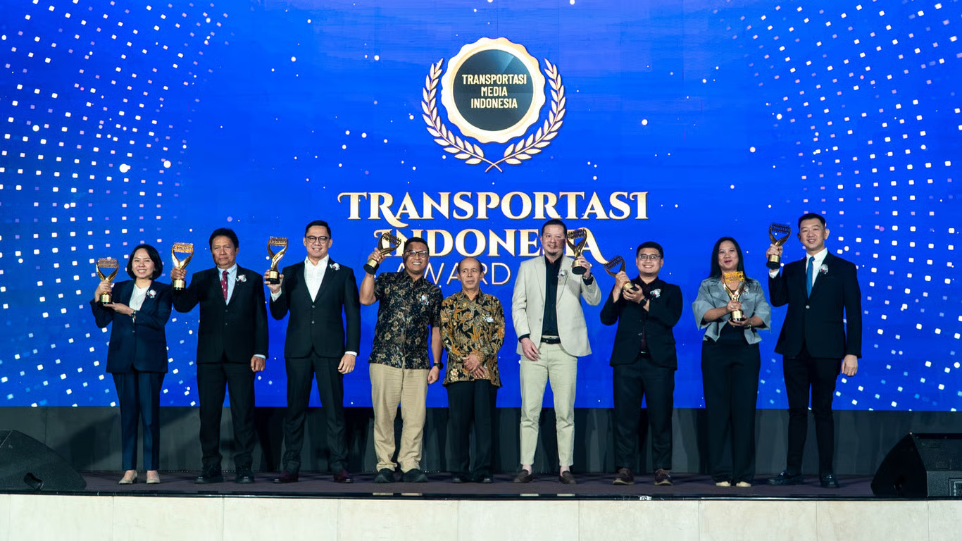 perkuat komitmen preservasi jalan tol berkelanjutan, pt jasamarga tollroad maintenance raih penghargaan transportasi indonesia award 2026