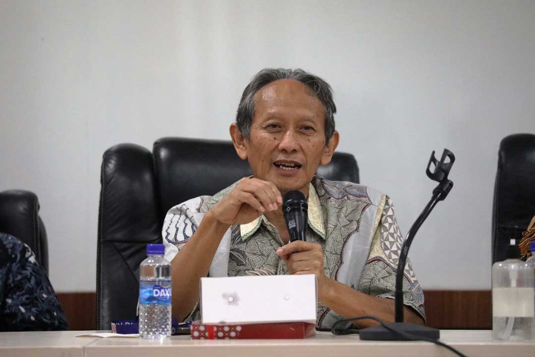 prof yanto