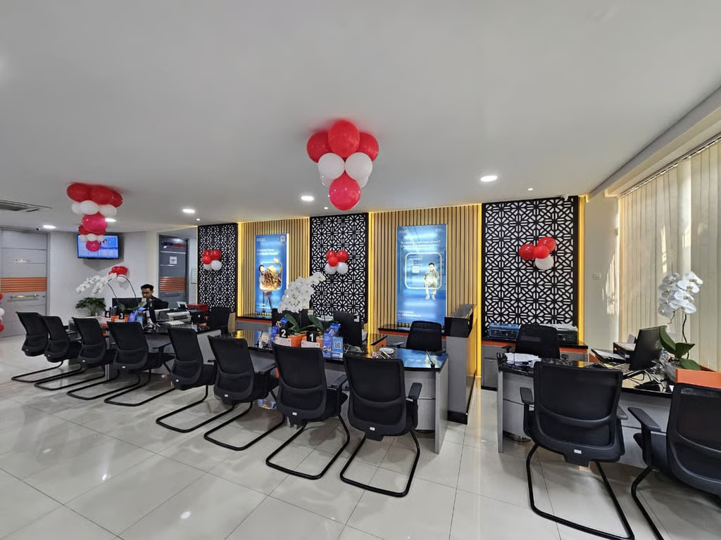 semarak hut ke 81 ri, bri bo kemayoran percantik kantor dengan dekorasi merah putih