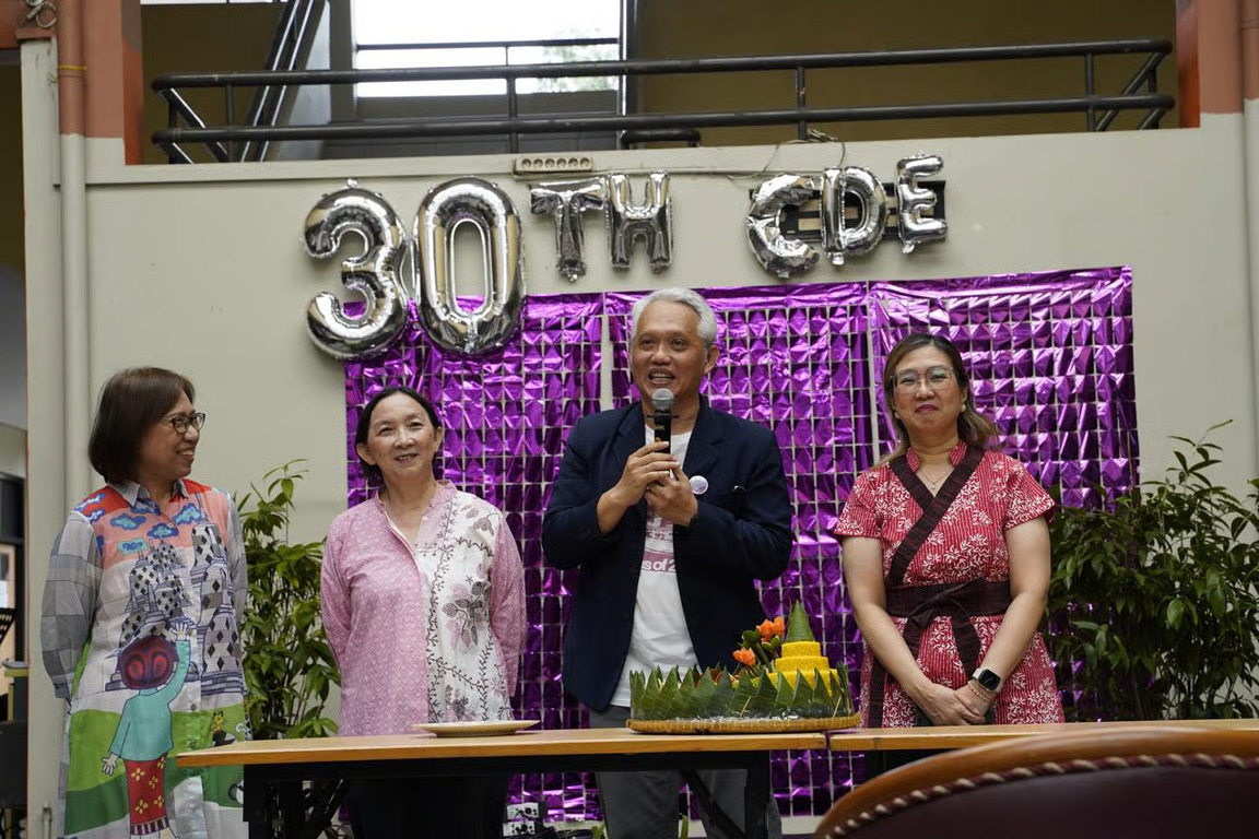 binus university rayakan 30th creative digital english, teguhkan komitmen ciptakan generasi muda bertalenta