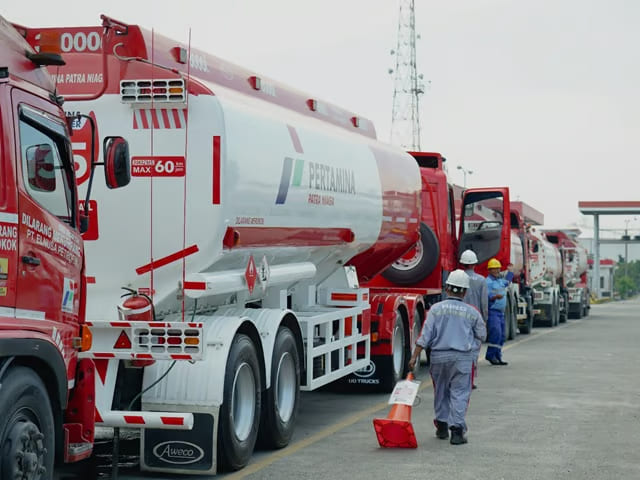 dukung pertamina patra niaga optimalkan penyaluran bbm di makassar, elnusa petrofin tambah armada dan personel lintas daerah