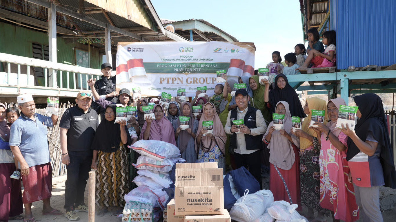 ptpn group kirim 17 ton bantuan untuk korban bencana di ntt