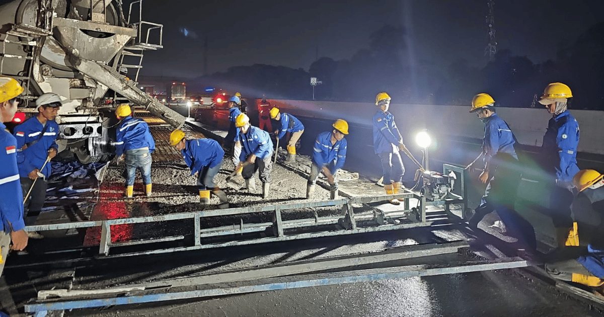 pastikan kondisi jalan tol tetap optimal, pt jasamarga tollroad maintenance laksanakan rekonstruksi perkerasan di ruas tol jagorawi