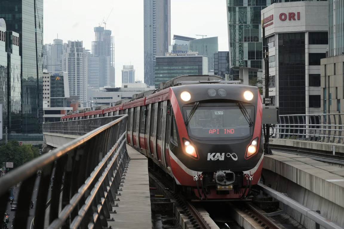 penemuan jenazah di gardu pln sekitar stasiun pancoran tidak ganggu operasional lrt jabodebek