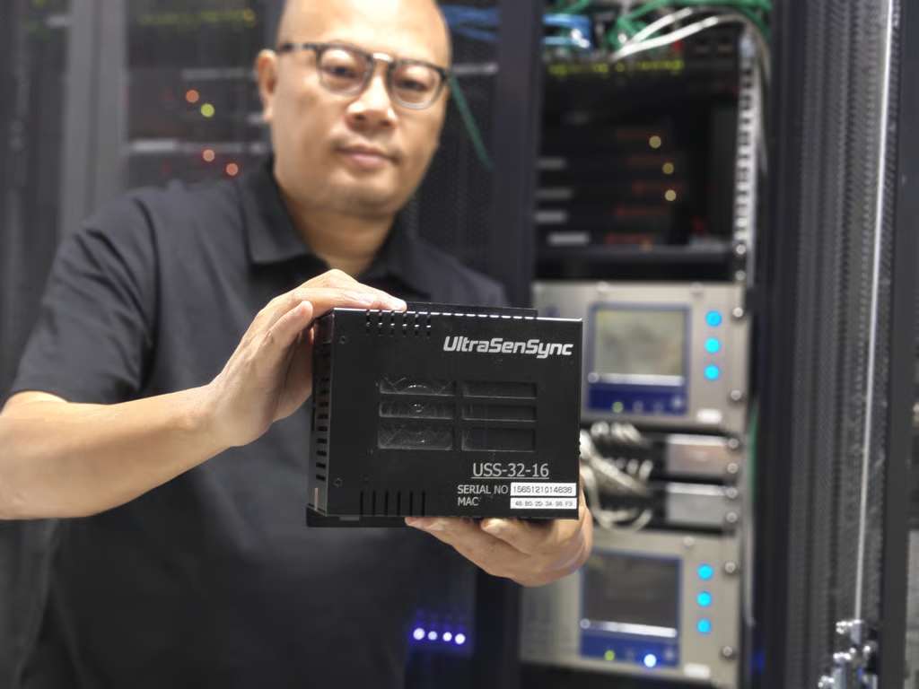 ademco security group meluncurkan ultrasensync