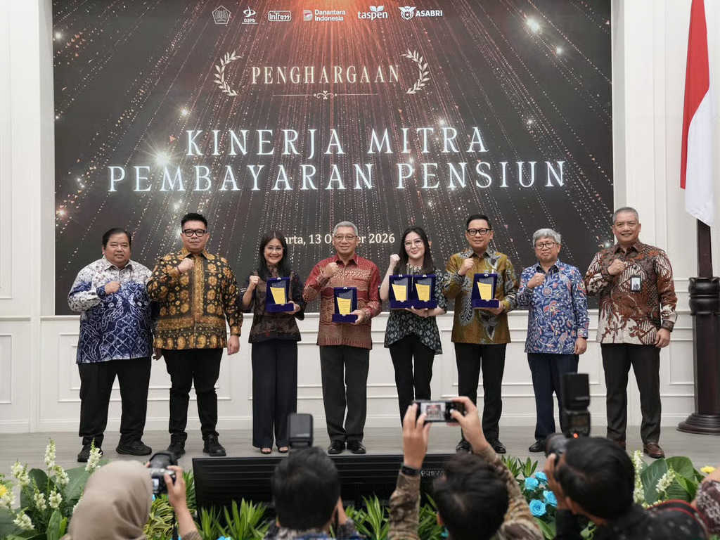 bank mandiri taspen raih dua penghargaan terbaik 1 kinerja pembayaran pensiunan