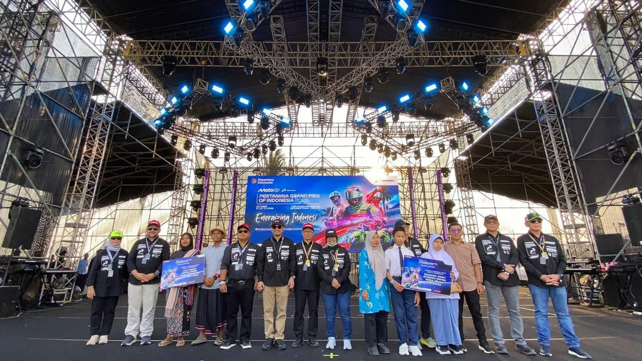 dari ruang kelas ke panggung motogp mandalika, pertamina buka akses digital bagi anak disabilitas netra dari ruang kelas ke panggung motogp mandalika, pertamina buka akses digital bagi anak disabilitas netra