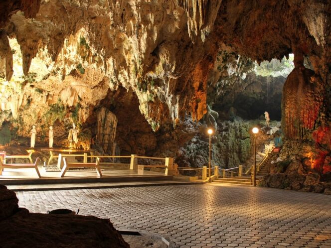 denyut baru jalur selatan saat kereta api dan geopark dunia mengubah wajah pariwisata kebumen