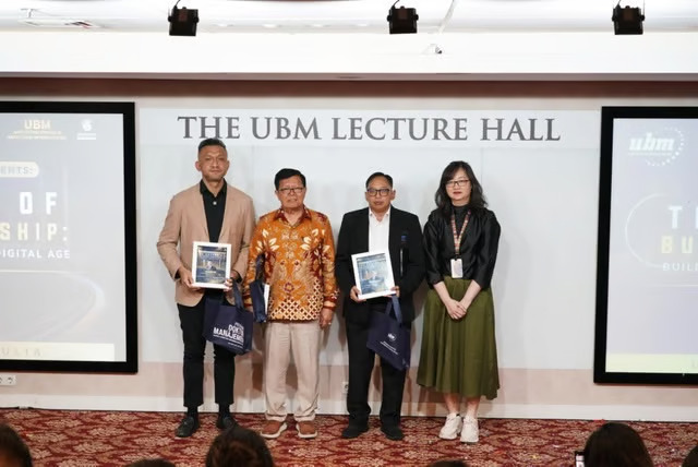 dr. dhiraj kelly sawlani menjadi pembicara pada peluncuran program doktor manajemen ubm