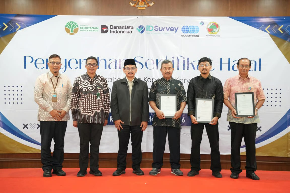 hut ke 70 sucofindo fasilitasi sertifikasi halal gratis bagi 22 tenant kantin kementerian kehutanan