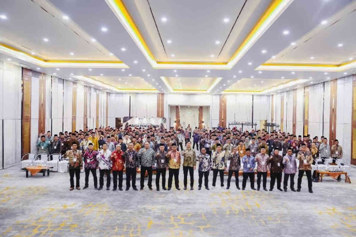 ptpn group beri penghargaan masa pengabdian kepada 1.239 nusantara planters ptpn iv palmco di riau